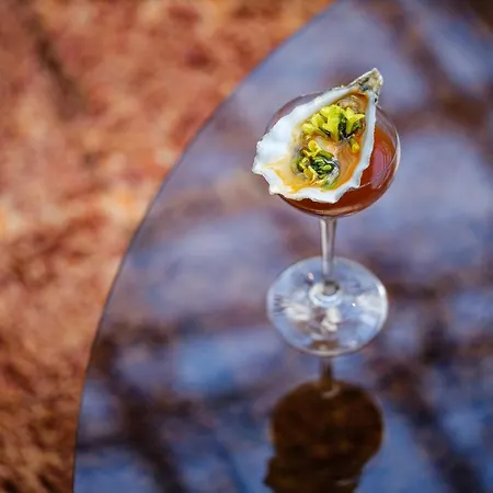 Yalo Urban Boutique Готель