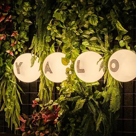 Yalo Urban Boutique Szálloda