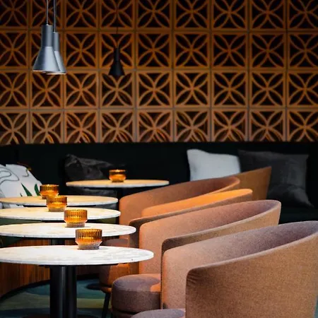 Yalo Urban Boutique Гент