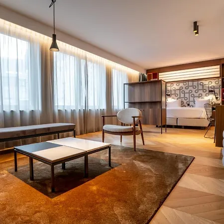 Yalo Urban Boutique 4*