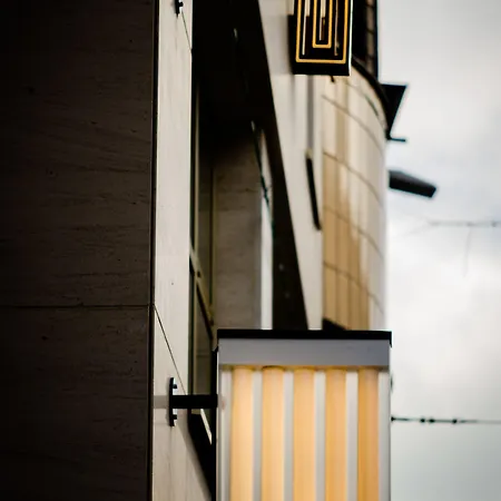 Hotell Yalo Urban Boutique
