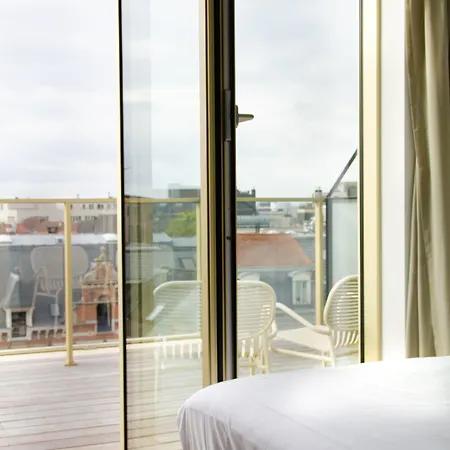 Yalo Urban Boutique Hotell 4*