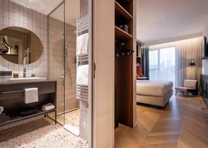 Yalo Urban Boutique Гент