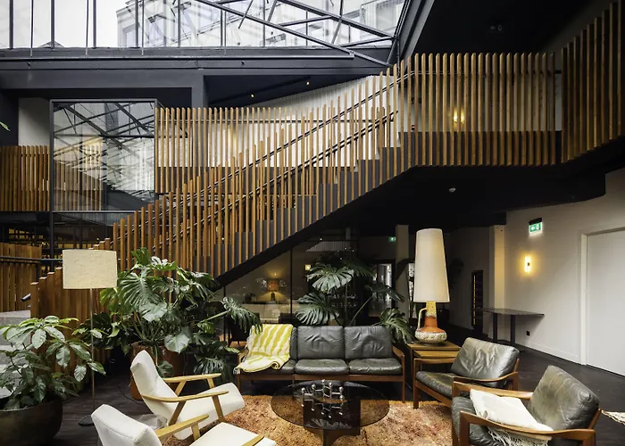 Готель Yalo Urban Boutique