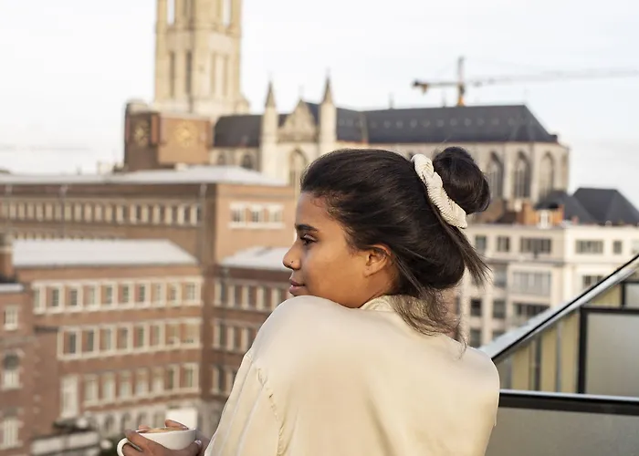 Yalo Urban Boutique 4*