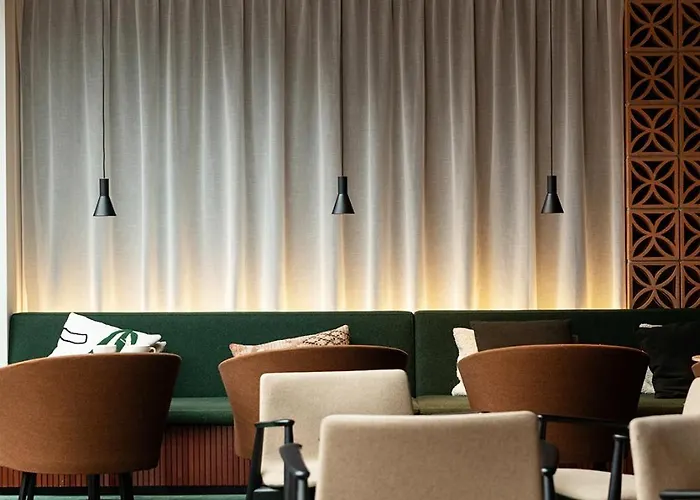 Yalo Urban Boutique 4*