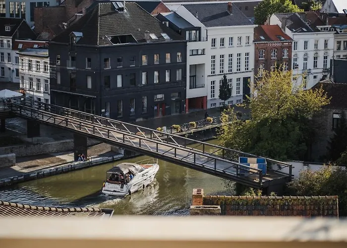 Hotel Yalo Urban Boutique 4*